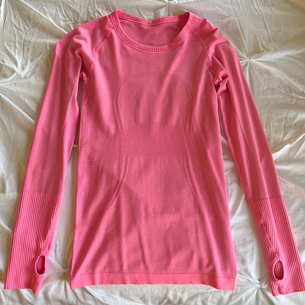 lululemon run swiftly long sleeve hot pink size 4